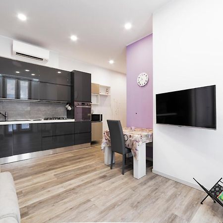 A Due Passi Da Piazza Firenze Apartment มิลาน ภายนอก รูปภาพ
