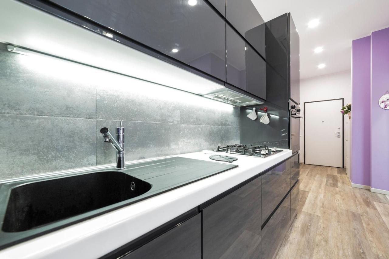 A Due Passi Da Piazza Firenze Apartment มิลาน ภายนอก รูปภาพ